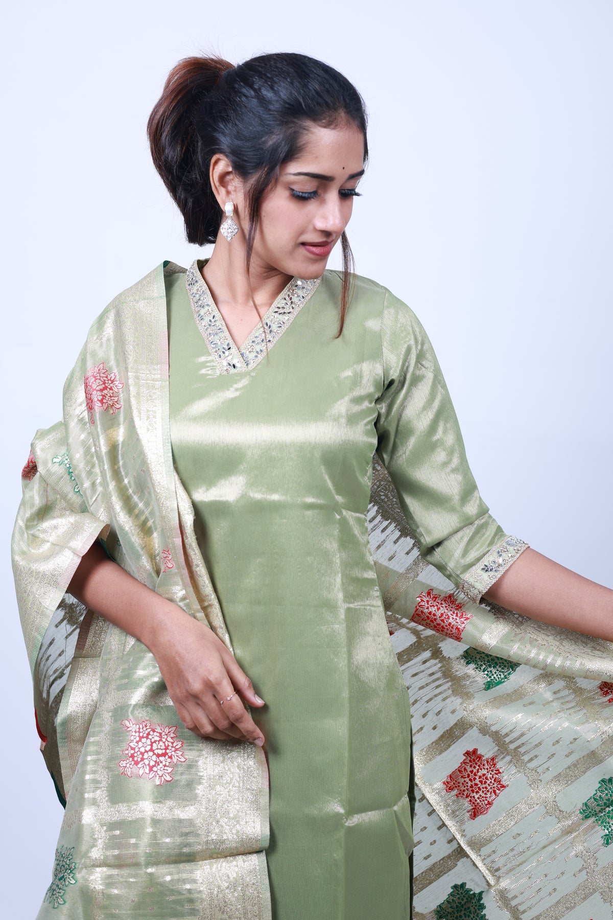 Shimmer Muslin Salwar Suit