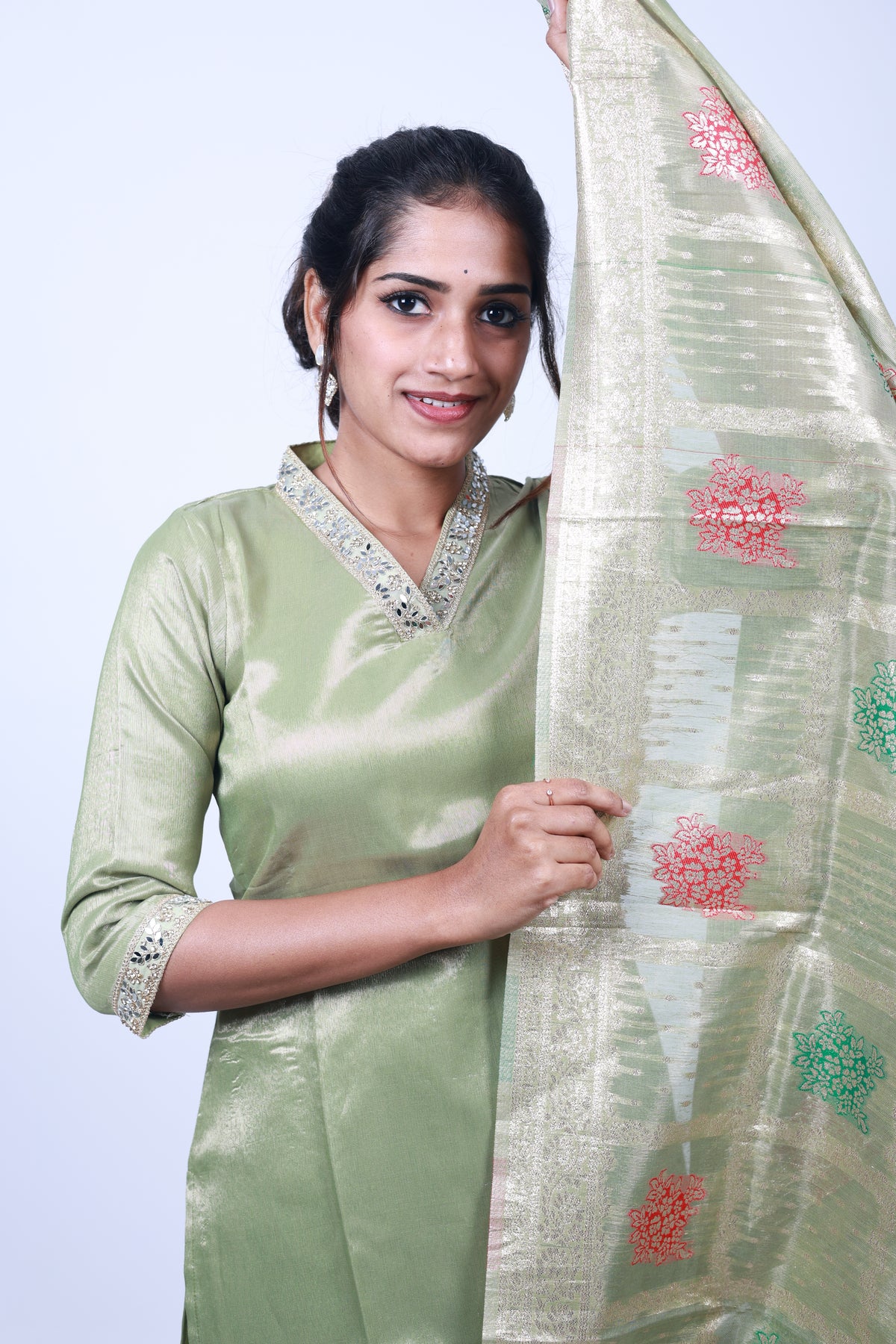 Shimmer Muslin Salwar Suit